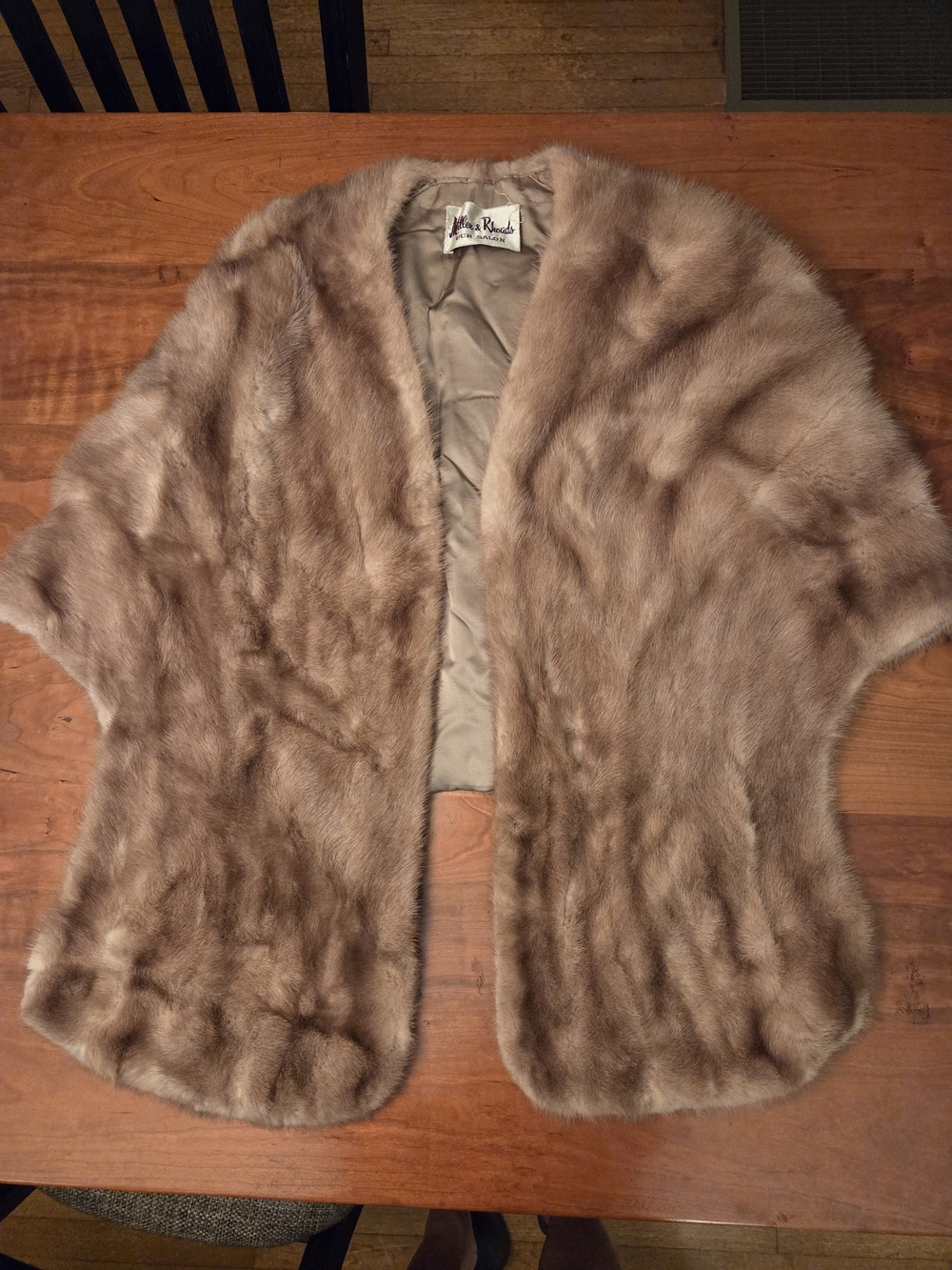 Vintage MILLER & Rhoads Mink Fur Stole